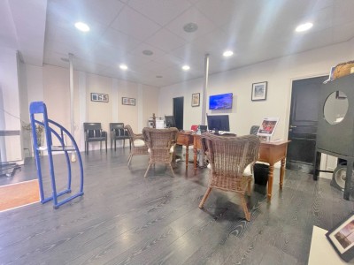 BOUTIQUE A VENDRE - PARIS 17EME ARRONDISSEMENT - 50 m2 - 346500€ 