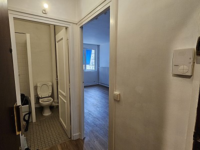 APPARTEMENT T1 A LOUER - PARIS 20EME ARRONDISSEMENT - 24 m2 - 795€ charges comprises par mois