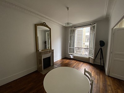 APPARTEMENT T2 A LOUER - PARIS 17EME ARRONDISSEMENT - 49.2 m2 - 1�490,65�&euro; charges comprises par mois