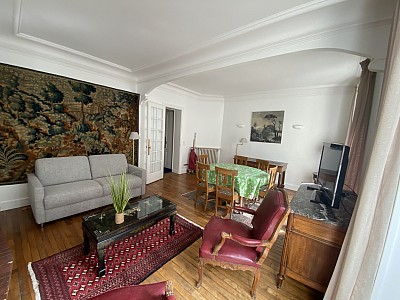 APPARTEMENT T2 A LOUER - PARIS 17EME ARRONDISSEMENT TERNES - 48.53 m2 - 1 593 &euro; charges comprises par mois